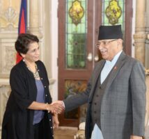 प्रधानमन्त्रीसँग संयुक्त राष्ट्रसङ्घका सहायक महासचिवको शिष्टाचार भेट