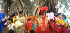 मिथिलाञ्चलमा बिहीबार वटसावित्री पर्व मनाइँदै