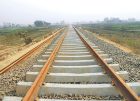 रेल्वेले मुआब्जा नदिएपछि बर्दिबासका चौध परिवारको बिचल्ली