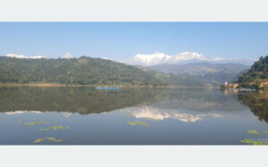 पाहुना चरालाई वार्षिक ५० लाखको माछा खुवाउँदै रुपाताल
