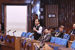 बालेनले ठिक गरेका छन्, काम गर्न दिनुपर्छ: विश्वप्रकाश शर्मा