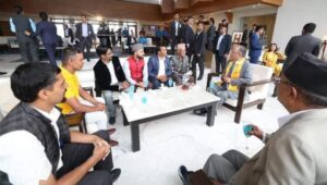 सराङकोटको विकासमा सघाउने प्रधानमन्त्रीको प्रतिबद्धता