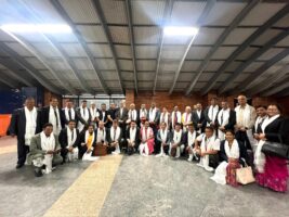 विष्णु रिमालको नेतृत्वमा एमालेका ३० नेता चीन प्रस्थान