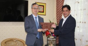 उद्योगमन्त्री भण्डारीसँग चिनियाँ राजदूत सोङको भेट