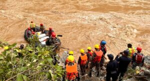 तेश्रो दिन बिहानै देखि खोजी शुरु, बस अझै भेटिएन
