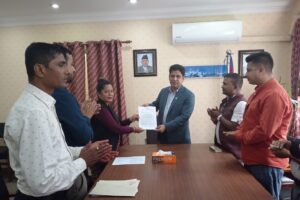 युवा पलायन रोक्न उद्यमशिलता जरुरी : मन्त्री भण्डारी