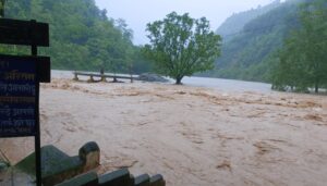 कालीगण्डकी र सेतीखोलामा बहाव बढेपछि सेतीवेणी र शालिग्राम शिला डुबानमा