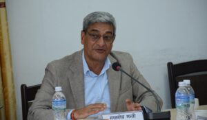 विशेष समिति सरकारका लागि मार्गनिर्देशक : गृहमन्त्री लेखक