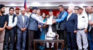 जाजरकोट भूकम्प प्रभावितलाई अनुदान रकम उपलब्ध गराउन प्रधानमन्त्रीलाई ज्ञापन