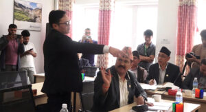 अन्तर्राष्ट्रिय सम्बन्ध समिति बैठक: सभापति यादव र सांसद किराँतीबीच भनाभन