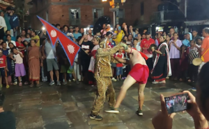 पर्यटकीय तथा सांस्कृतिक नगरी तनहुँको बन्दीपुरमा बाघजात्रा प्रदर्शन