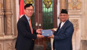 प्रधानमन्त्रीसँग नेपालका लागि दक्षिण कोरियाली राजदूतको शिष्टाचार भेट