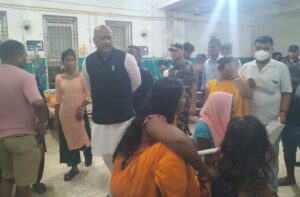 मुख्यमन्त्री सिंहद्वारा प्रादेशिक अस्पतालको निरीक्ष