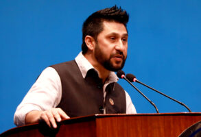 सङ्क्रमणकालीन न्याय निरुपरणको गाँठो फुकाउने गरी कानुन बन्ने छ : सभापति लामिछाने