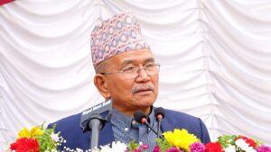 उद्योगतिर बत्ती काटेजस्तै सडक बत्तीको लाइन काटे आन्दोलन गर्ने चिरीबाबुको चेतावनी