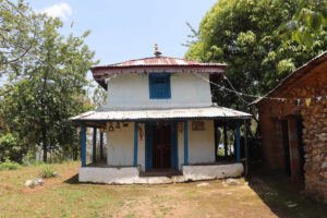 संरक्षणको पर्खाइमा पर्वतकाे ऐतिहासिक स्थल ‘लुमरेङकोट’