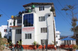 दिक्तेल रुपाकोट मझुवागढीमा आठ स्थानीय पाठ्यक्रम