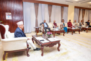 बालुवाटारमा सत्तारुढ दलको बैठक