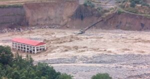 बाढीका कारण १६ वटा जलविद्युत् आयोजनामा क्षति