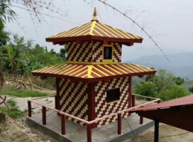 दश लाख खर्चेर राधाकृष्ण मन्दिर पुनःनिर्माण