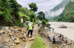 विश्व बैंकको सहयोगमा तीन सडक स्तरोन्नति गरिँदै