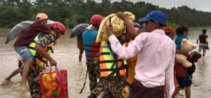 जोखिममा परेका नागरिकको उद्धारमा नेपाली सेना