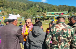 जनसभालाई सम्बोधन गर्न जुम्ला पुगे प्रचण्ड