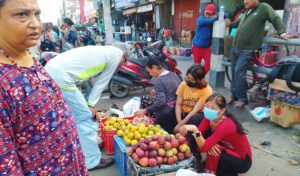 दसैँ–तिहारलाई कोसेली कर्णालीको स्याउ