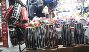धरानमा मादलको बिक्री बढ्दो