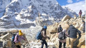 कञ्चनजङ्घा क्षेत्रमा पर्यटकको सङ्ख्या वृद्धि हुँदा होटल व्यवसाय चलायमान