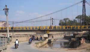 हिउँदमा पनि हटेन वाग्मती करिडोरको कालो पुलमुनि पानी जम्ने समस्या