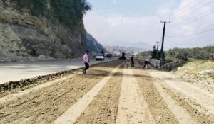 हरिचोक–याम्दी सडक स्तरोन्नतिको काम तीव्र