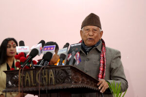 पूर्वप्रधानन्यायाधीशको नेतृत्वमा भ्रष्टाचार काण्ड छानबिन गर्न कांग्रेस नेताको प्रस्ताव