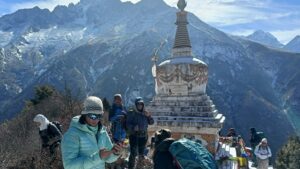 हप्तामा दुई सय जनाभन्दा बढी पर्यटक सगरमाथा क्षेत्रमा