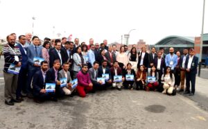 ‘सगरमाथा संवाद’का विशिष्ट पाहुनाद्वारा हिमशृङ्खला अवलोकन