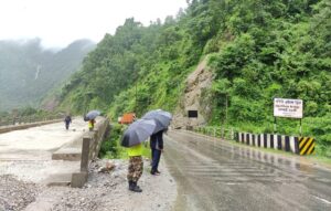 वर्षामा समस्यारहित बनाउने प्रयासमा नारायणगढ–मुग्लिन सडकखण्ड