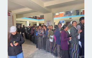 उपल्लो मुस्ताङको चराङ र लोमान्थाङमा राष्ट्रिय परिचयपत्र वितरण