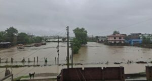 लगातारको वर्षापछि धनगढीलगायत आसपासका क्षेत्र जलमग्न