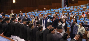 संसदमा आज पनि रास्वपा र राप्रपाको नाराबाजी