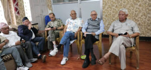 अनुशासनको कारबाहीपछि शेखर कोइरालाले बोलाए आफ्नो समूहको बैठक