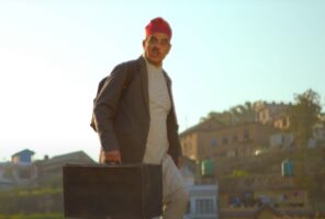 ‘हरिबहादुर’ अब ठूलो पर्दामा, हरिवंश आचार्यको नयाँ प्रस्तुति ‘हरिबहादुरको जुत्ता’