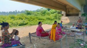 दसैँले छोएन वनहराका भूमिहीनलाई