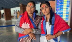 विपिनको रिहाइका लागि आमा र बहिनी अमेरिका प्रस्थान