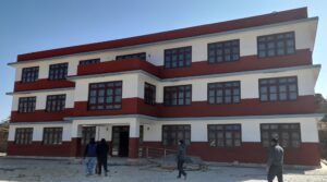 महाशिला गाउँपालिकाले आफ्नै भवनबाट सेवा थाल्यो