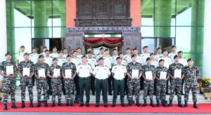 क्याब्रिअन पट्रोलमा स्वर्ण पदक विजेता सैनिक टोली सुशोभित