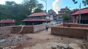 अलपत्र भएको करिब एक वर्षपछि बन्यो गौरीघाट पुल