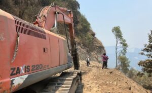 सडक अलपत्र पार्ने ठेकेदारको जमानत जफत