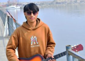 जेनजी सुशासन योद्धाका आमा भन्नुहुन्छ : ‘मम्मी’ भन्ने आवाजले झस्काइरहन्छ