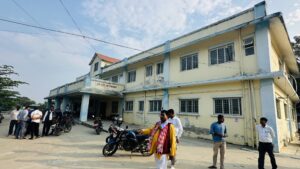 अस्पतालकै भवनबाट गाउँपालिकाको सेवा