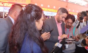 सञ्चारमन्त्रीद्वारा गोँगबु बसपार्कमा निःशुल्क इन्टरनेट सेवा शुभारम्भ